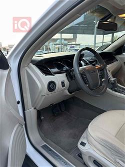 Ford Taurus
